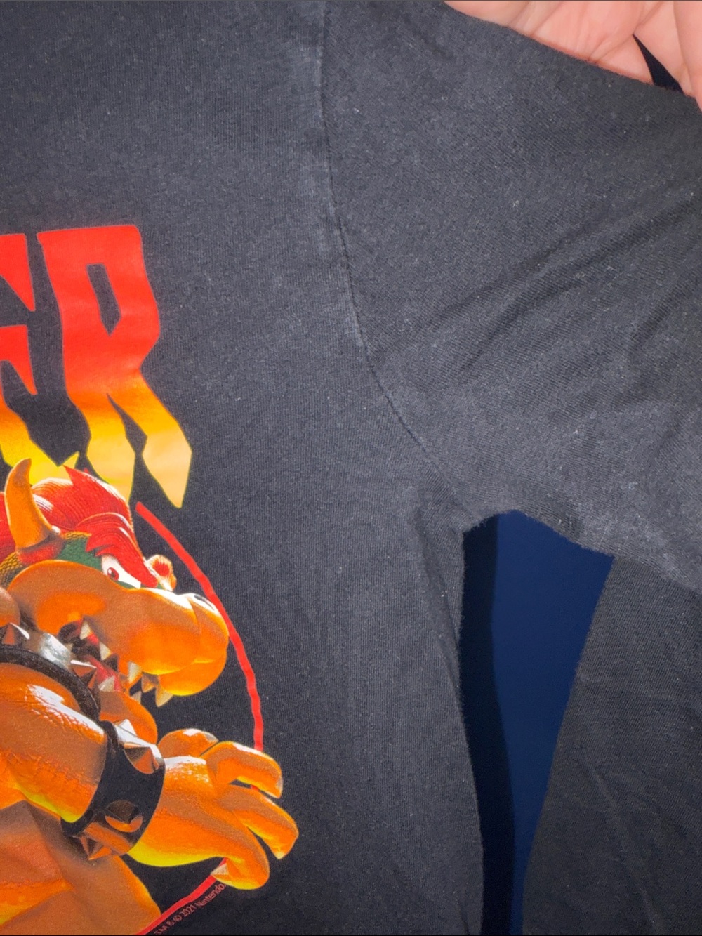 Abercrombie & Fitch -Bowser Graphic Long-Sleeve Shirt Size 9/10 - Picture 11 of 15